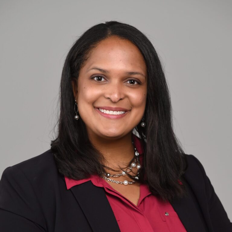 Kristin Mathews headshot