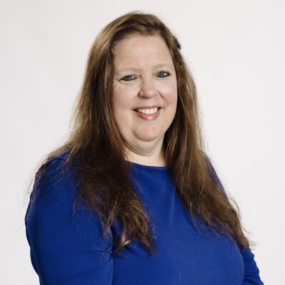 Karen Wright headshot