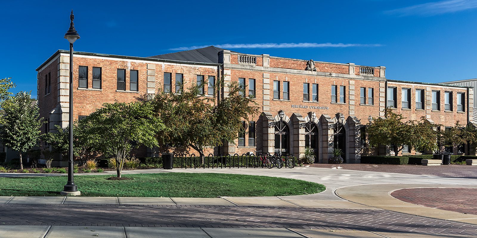 Olivet Tigers_Wendy Reid and Gary Newsome_CCAC honors_sports_Web.jpg