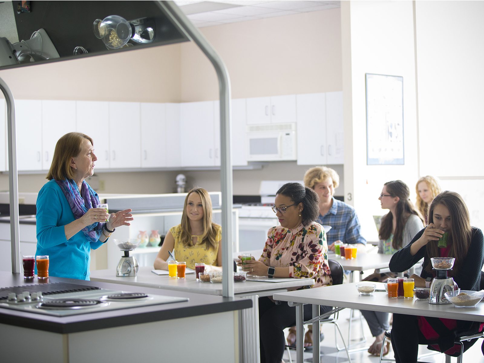 Olivet alumni_Emma Ross Elsasser_Dietetics_internship_2018_Web.jpg