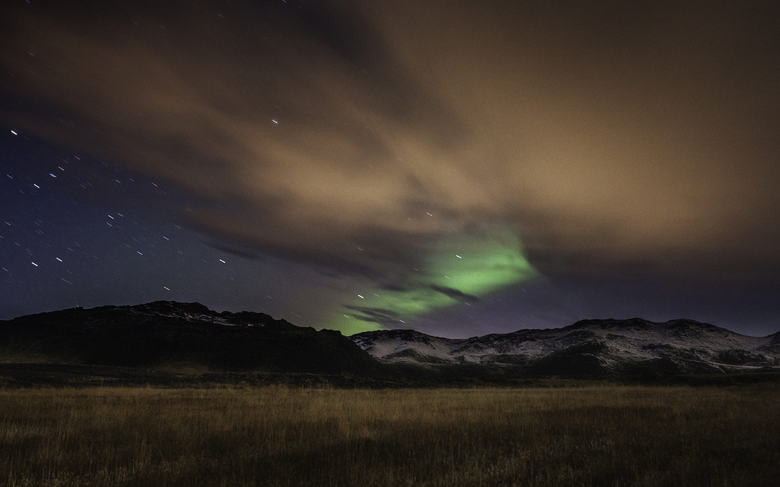 Olivet alumni_Nick Rasmussen_Northern Lights_Iceland_artist residency_photographer_photography_Web1.jpg