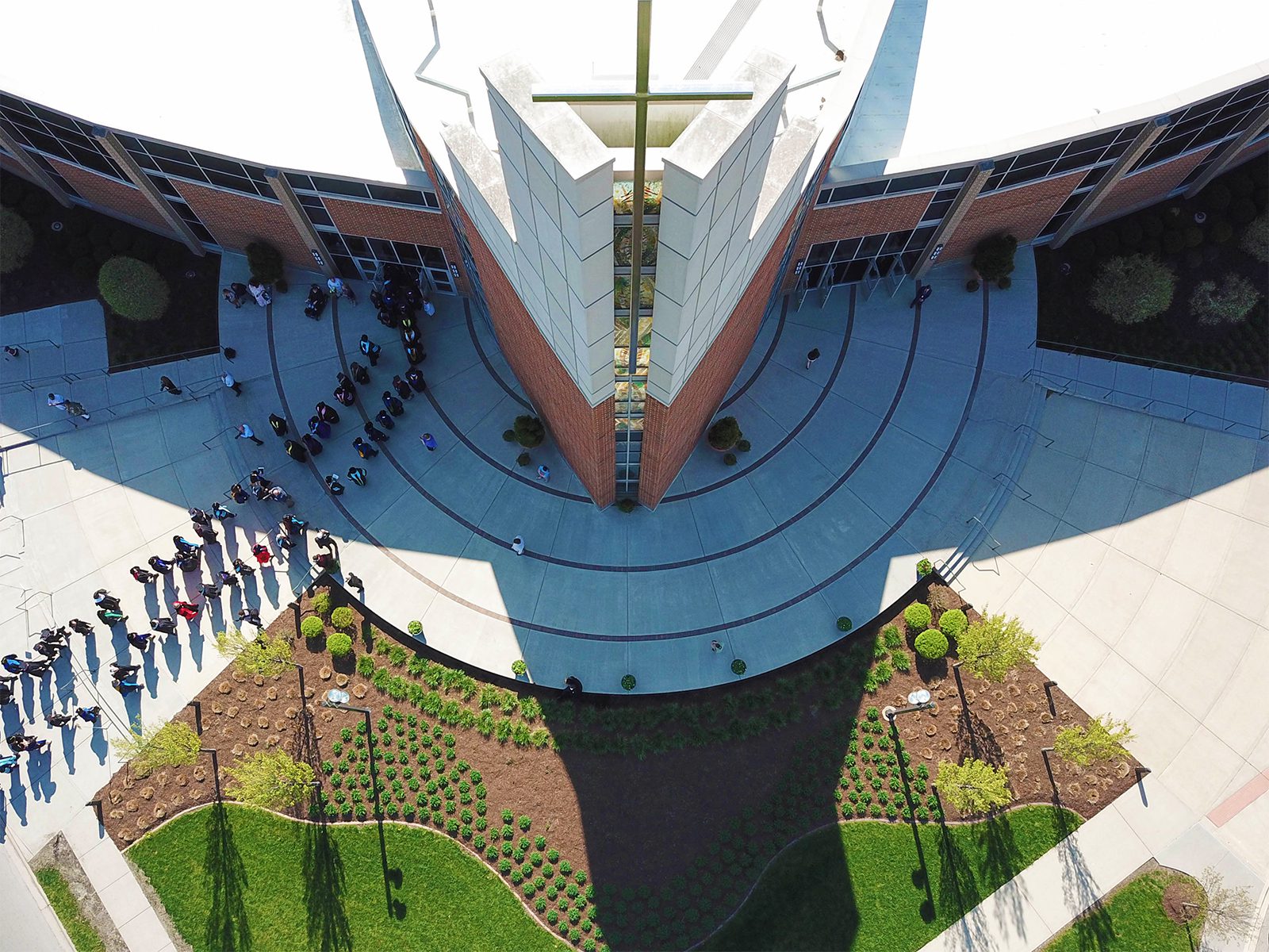 Olivet_2018 graduation_6_Web.jpg