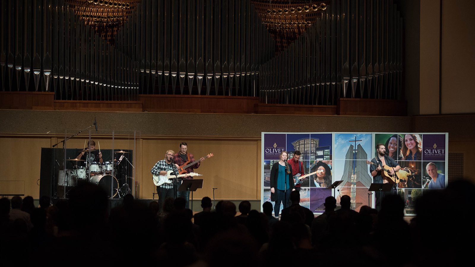 Olivet_Admissions_Orientation 2018_Centennial Chapel_worship_Web.jpg