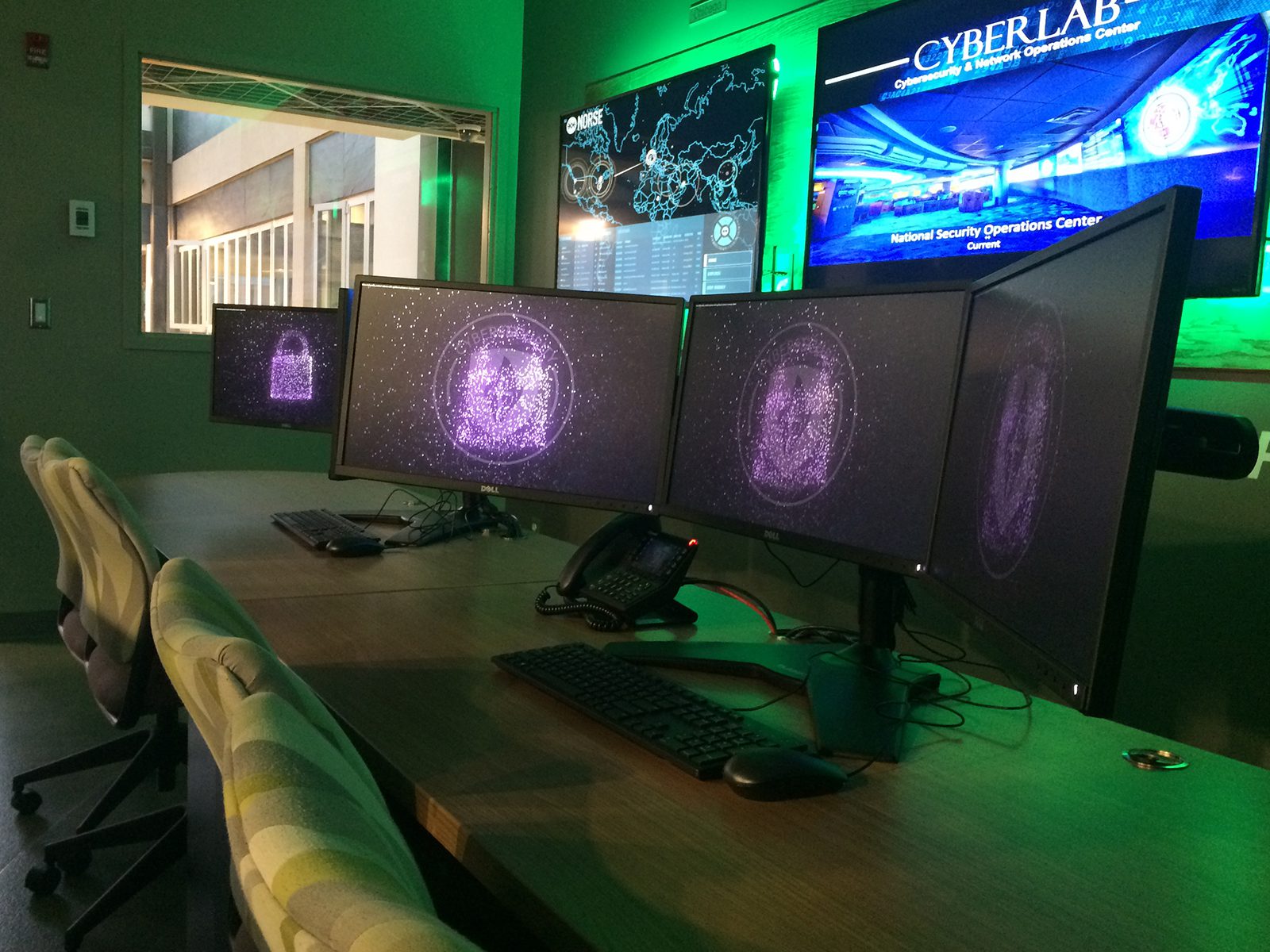 Olivet_Cybersecurity defense_IMG_6323_Apr18_Web.jpg