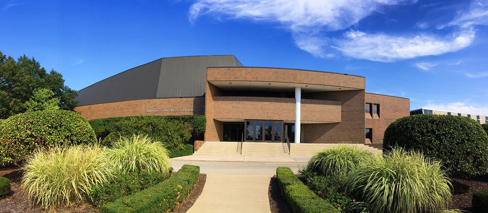 Olivet_Larsen Fine Arts Center_Hammes_documentary_Web.jpg