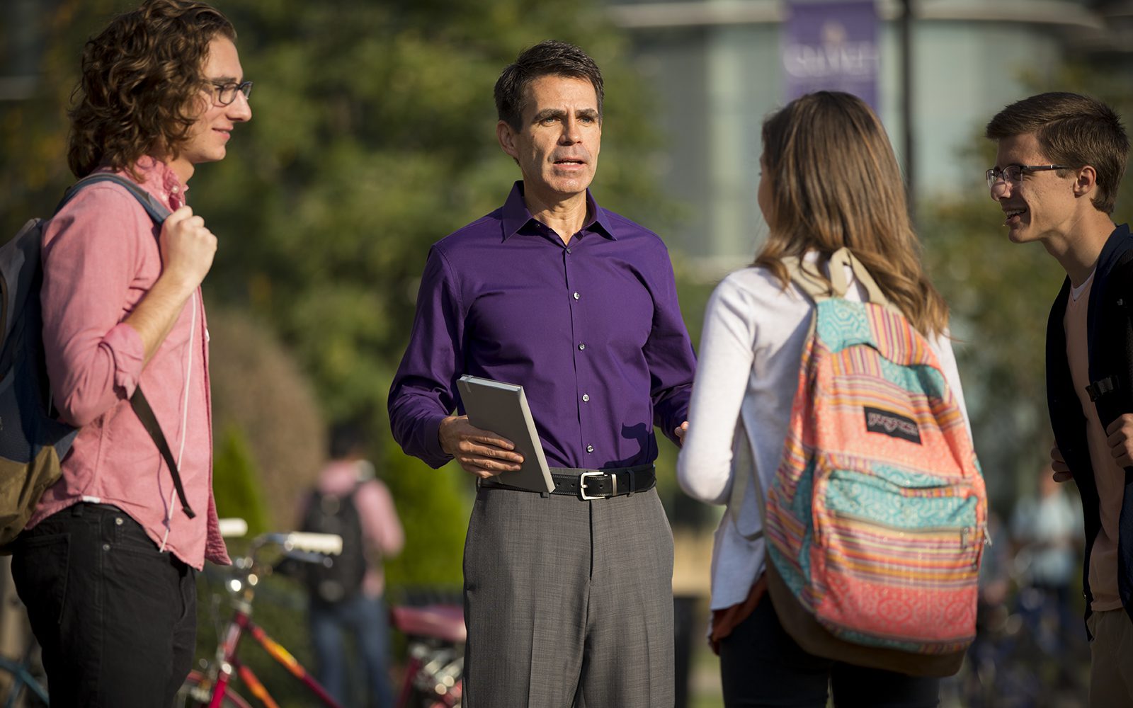 Olivet_McGraw School of Business_College of Distinction_milestone_recognition_professor_Web.jpg