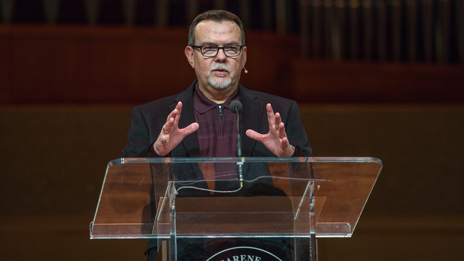 Olivet_Spring 2018 chapel_Tom Zobrist_Web.jpg