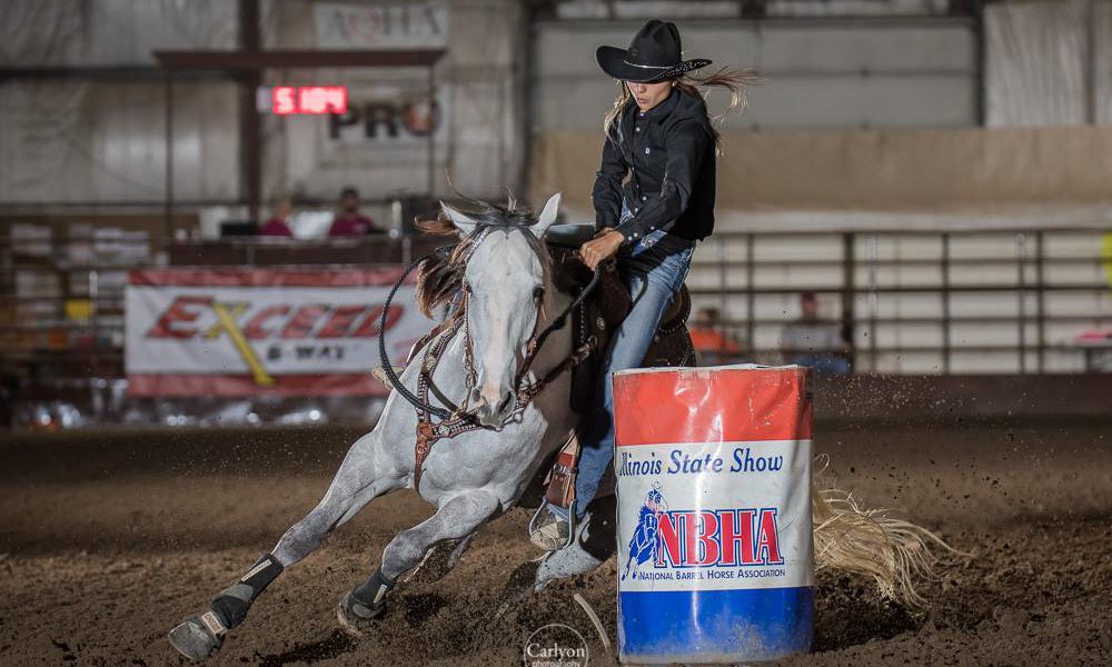 Olivet_alumna_professor_dietetics_dietitian_equestrian_barrel racing_horses_Jamie Neven_Web2.jpg