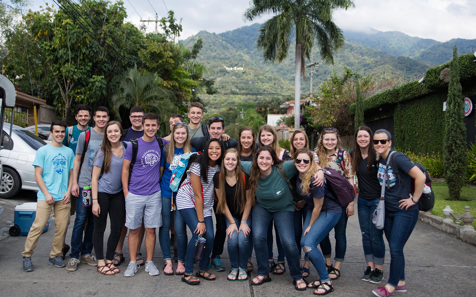Olivet_missions_in_action_service_volunteer_student_spring_trip_web4.jpg