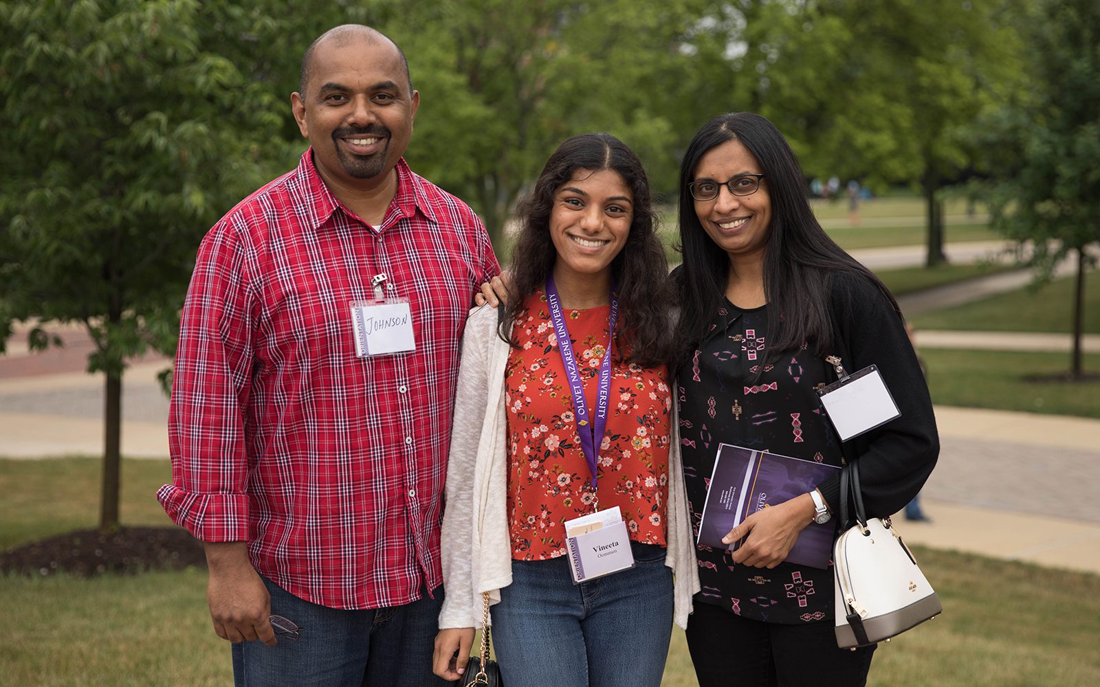 Olivet_orientation_summer_parents_student_life_toby_tiger_2019_web2.jpg