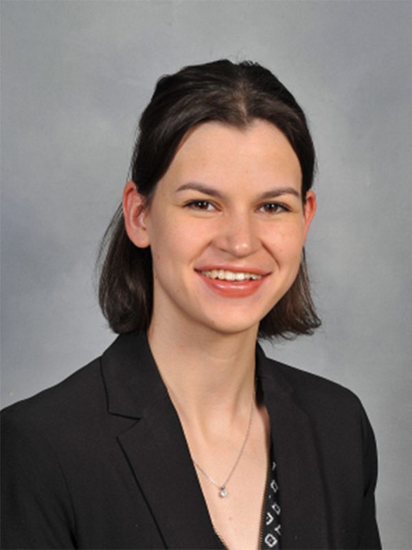 Olivet_student_employee_award_kelsey_stang_2020_web1.jpg