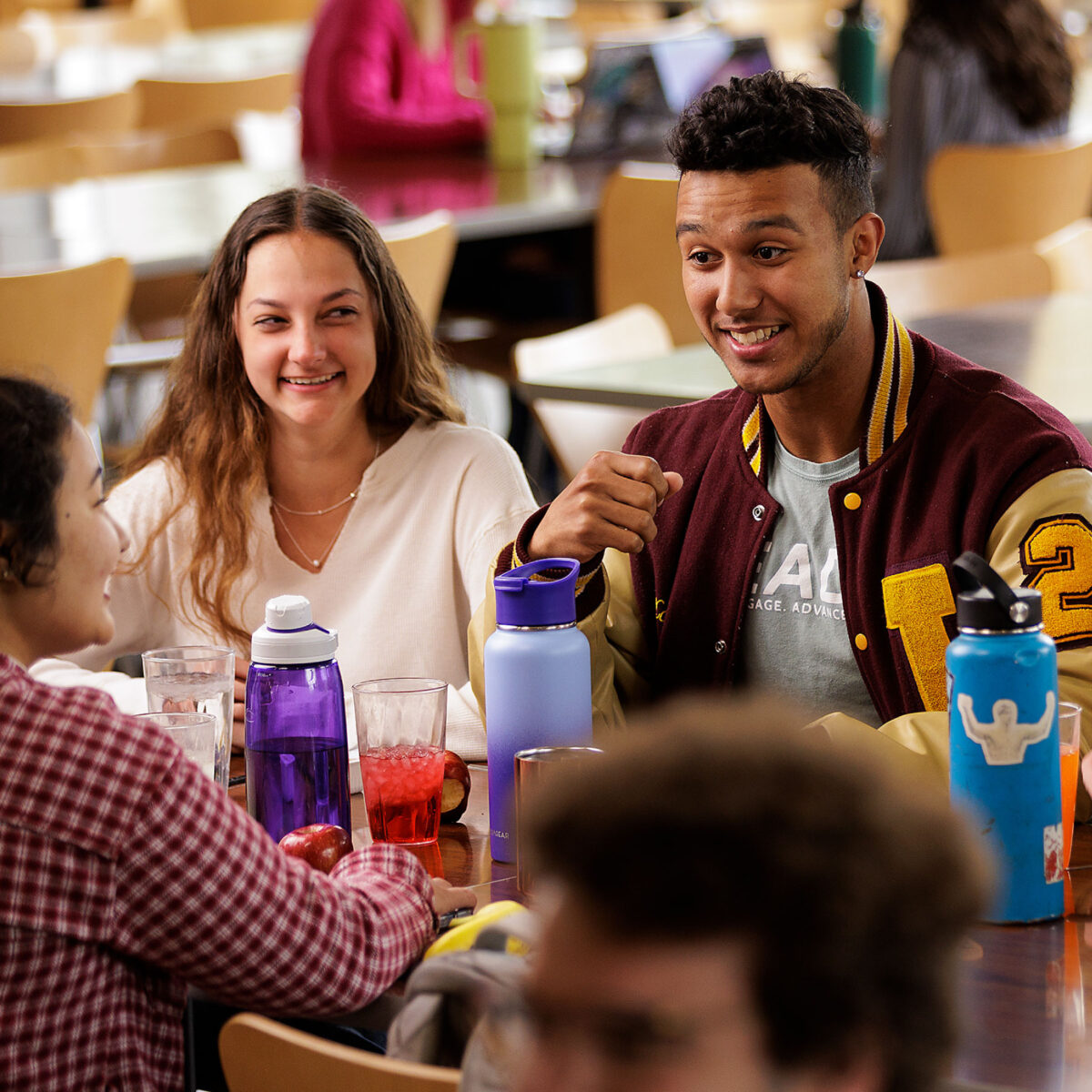 Cafeteria-Students