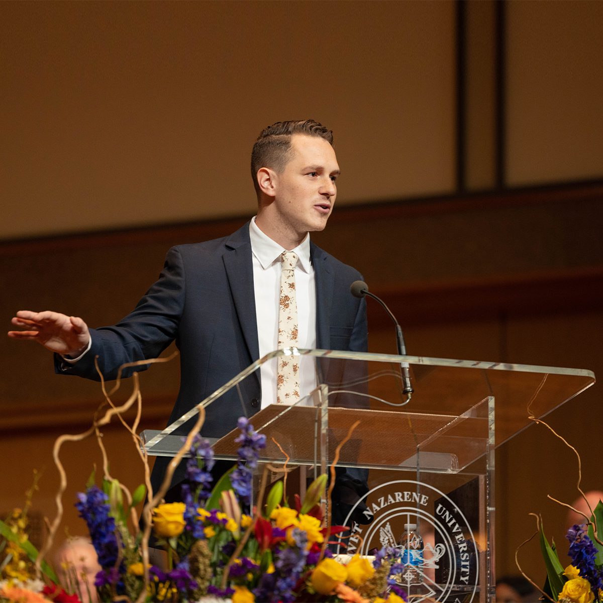 Addison Newell, 2015 Alum, speaks at homecoming chapel