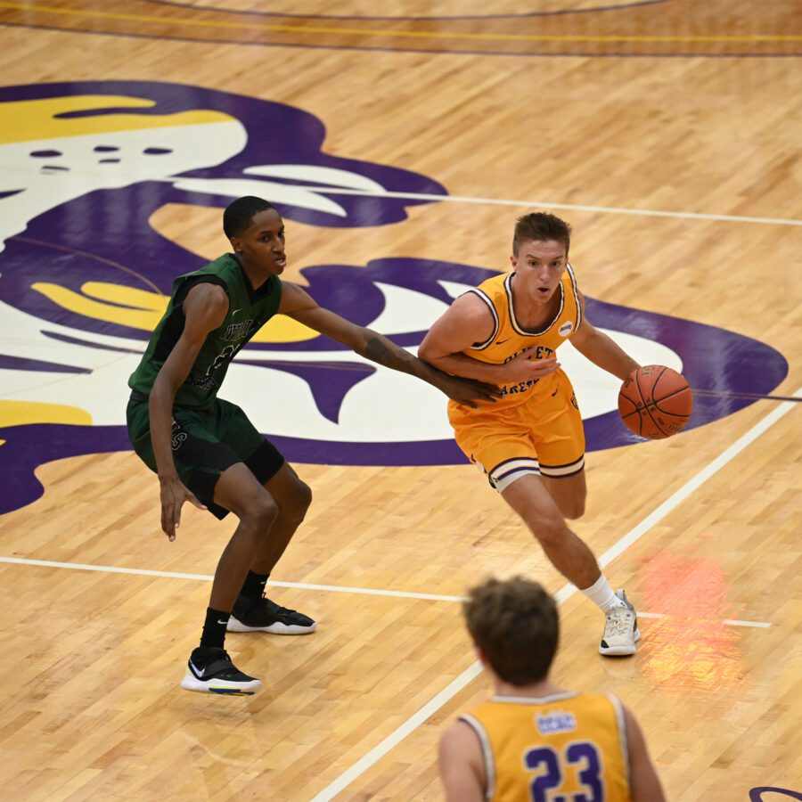 Men's basketball player in action