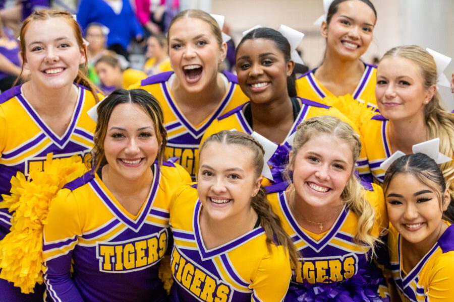 Olivet Cheerleaders line up for a photo.