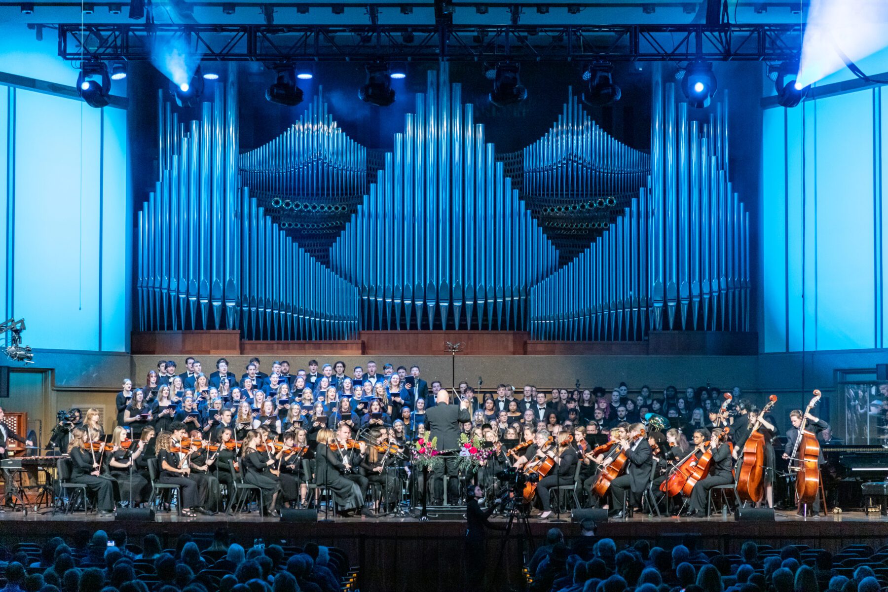 A full shot of the Orchestra during the homecoming concert.