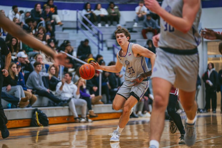 male athlete playing basketball