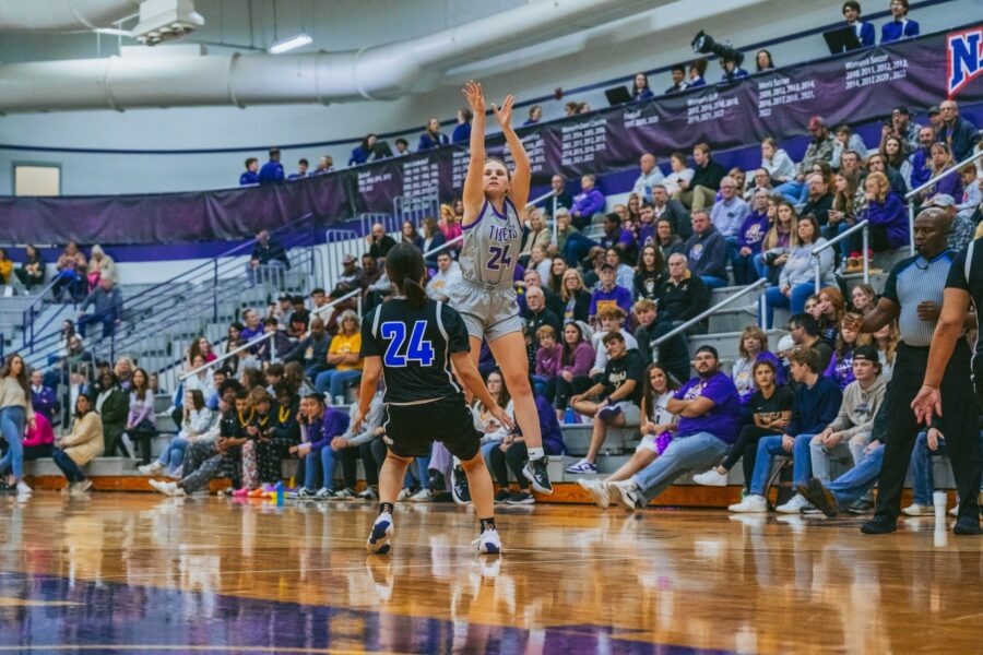 women's basketball game