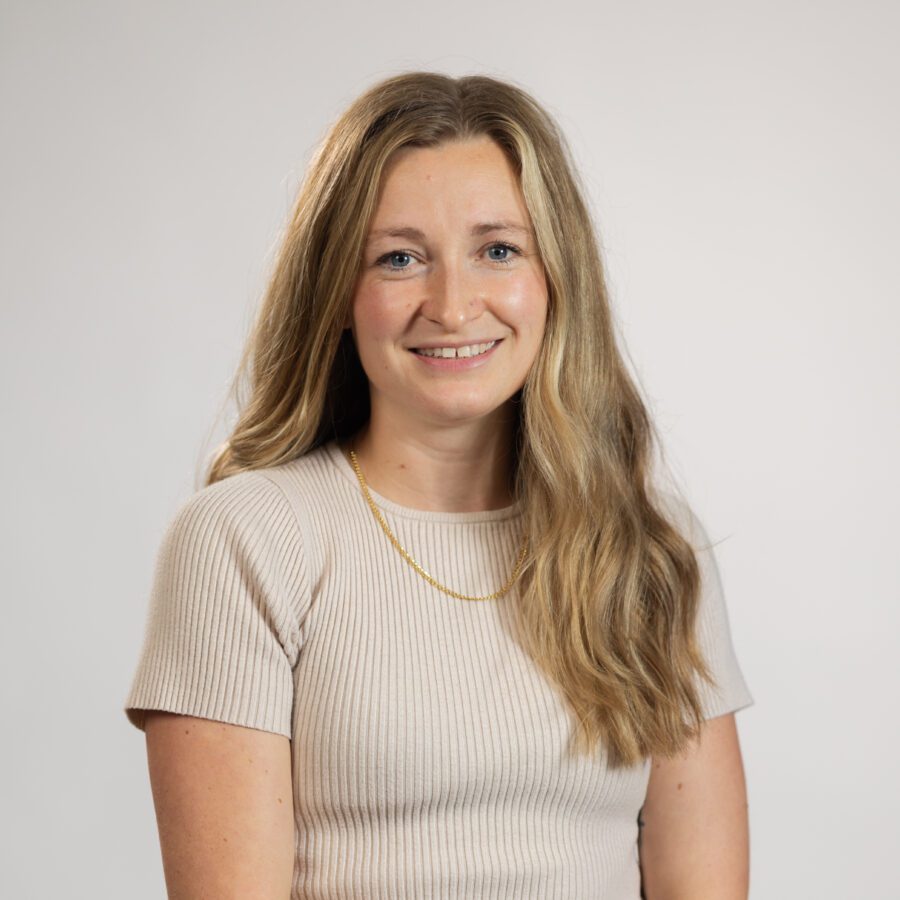 Carolyn Forsythe headshot