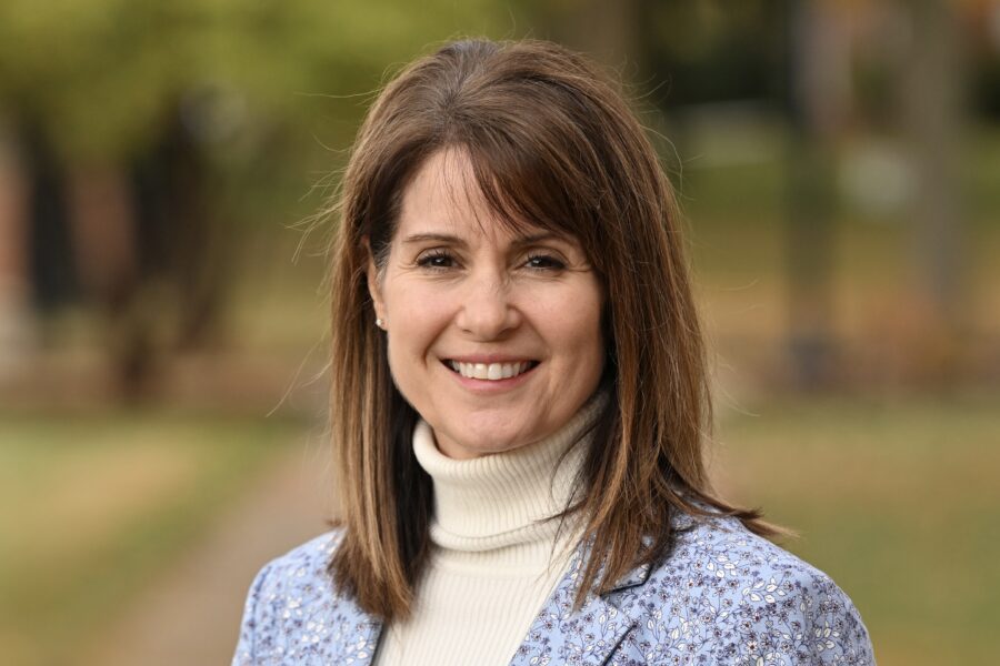 Amy Williams headshot