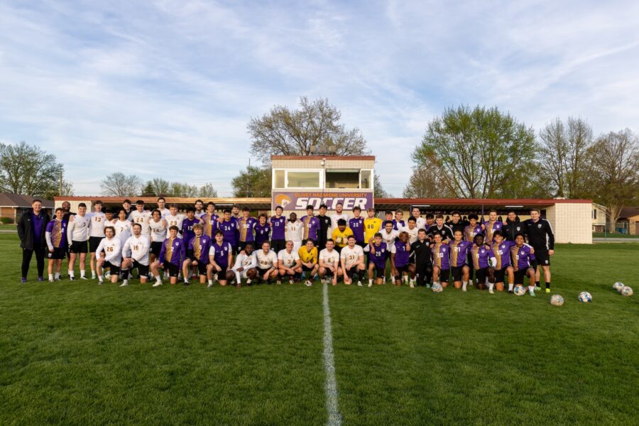 ONU Men's Soccer Alumni group photo