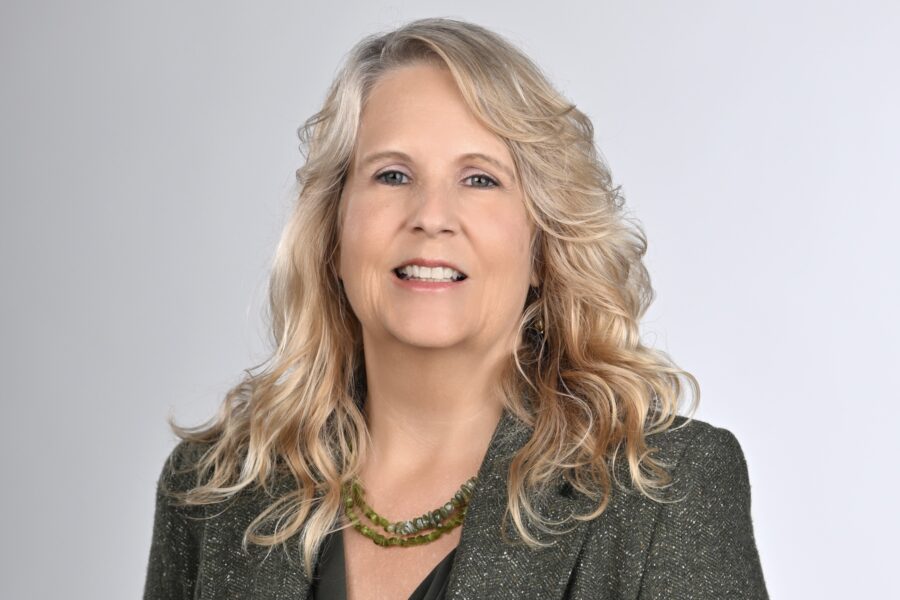 Rebecca Schnurr horizontal