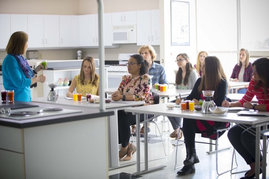students in a dietetics nutrition class