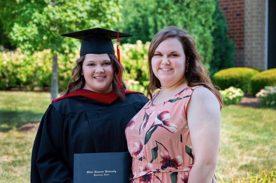Michaela Morris With Roommate Kendra