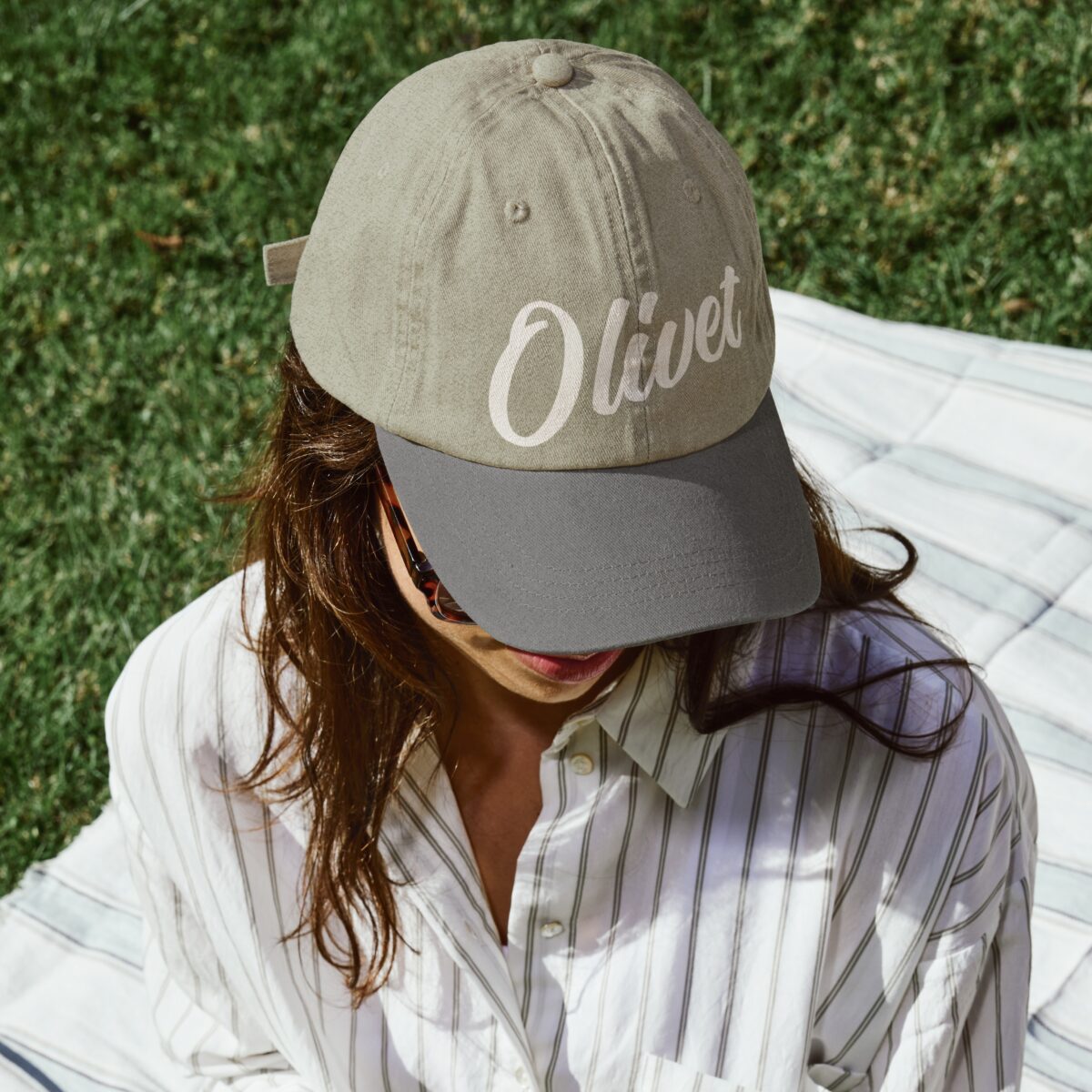 Olivet script hat