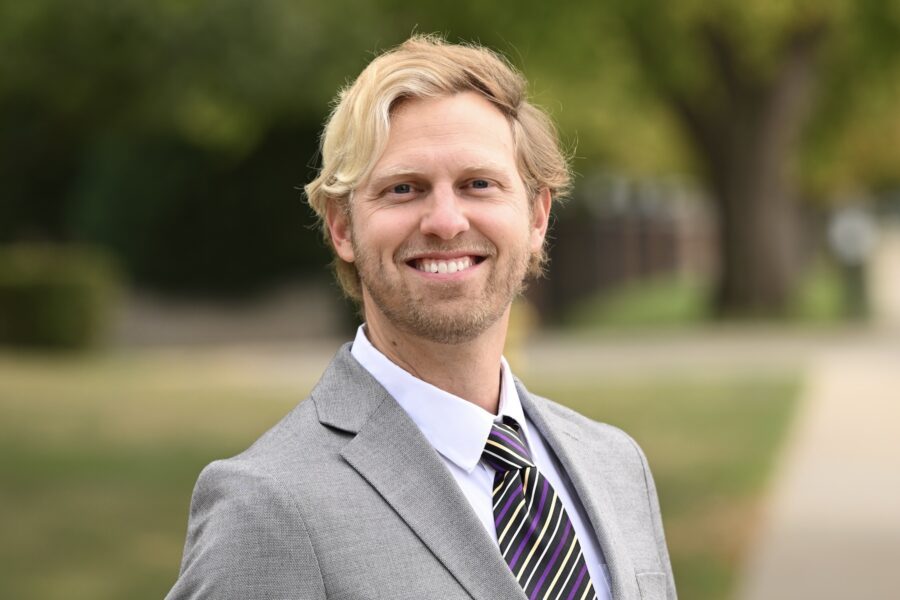 Spencer Cook headshot