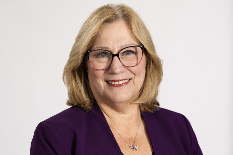 Cathy Dillinger headshot 2025