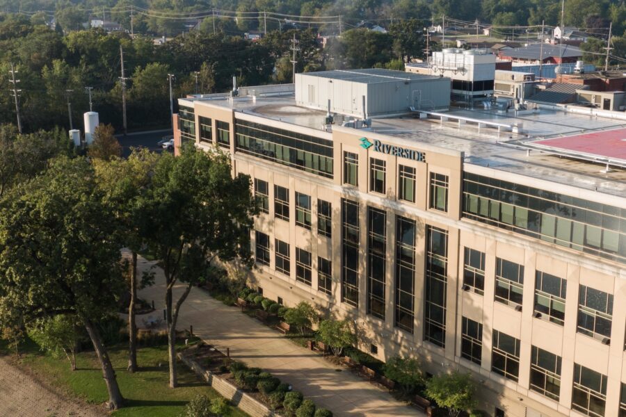 Riverside Hospital drone shot