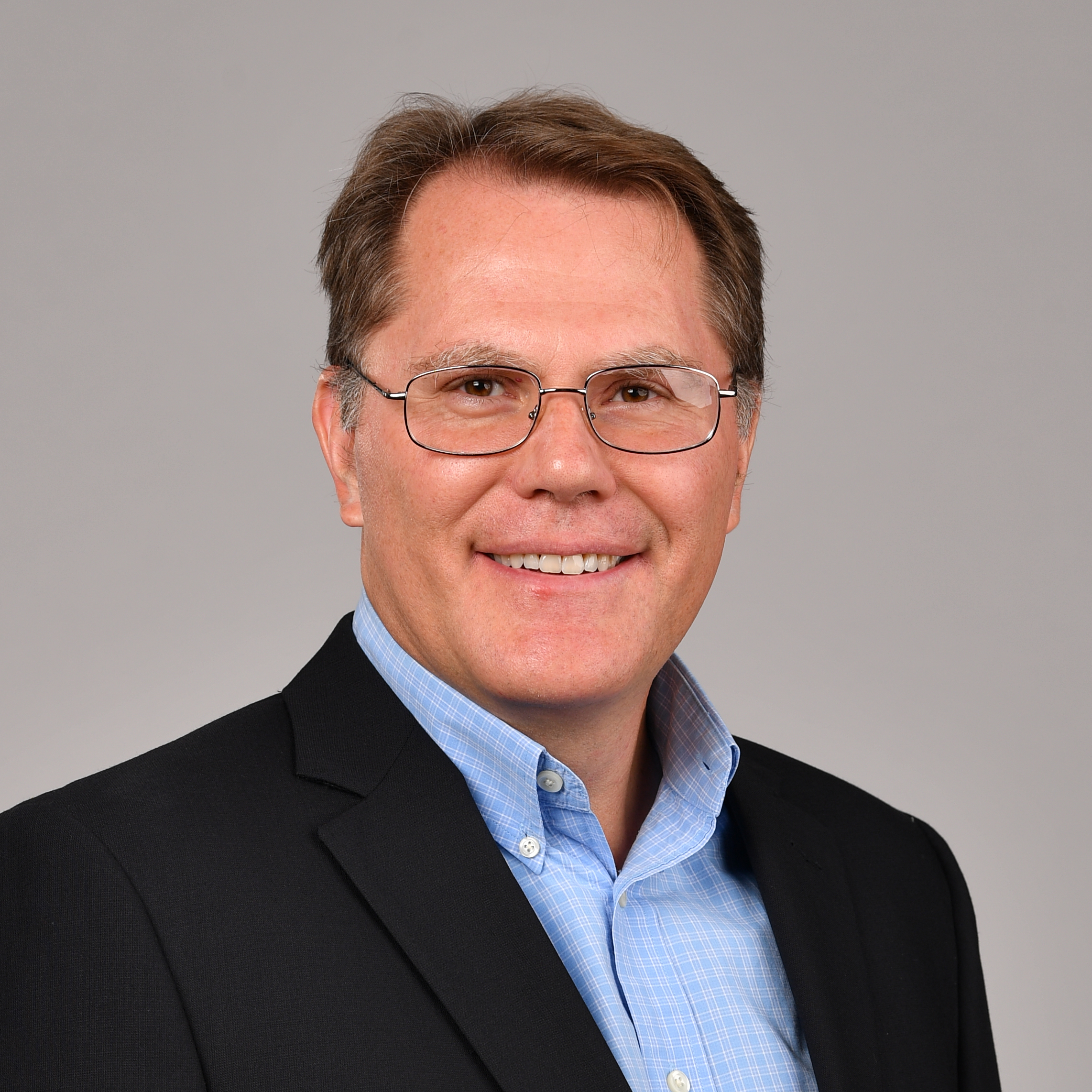 A headshot of Scott Ragan.