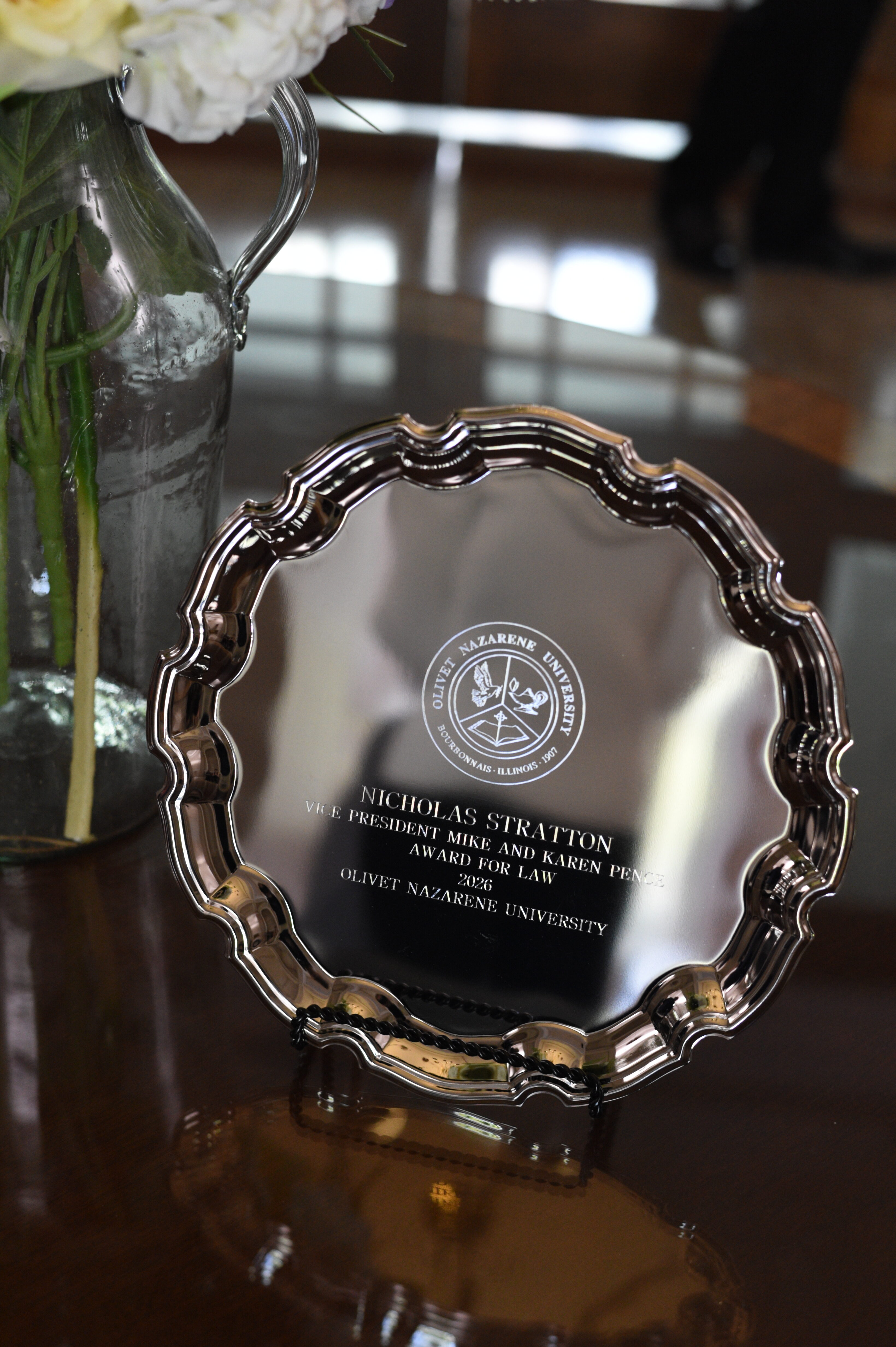 A picture of the award.