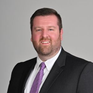 A headshot of Jason Stephens