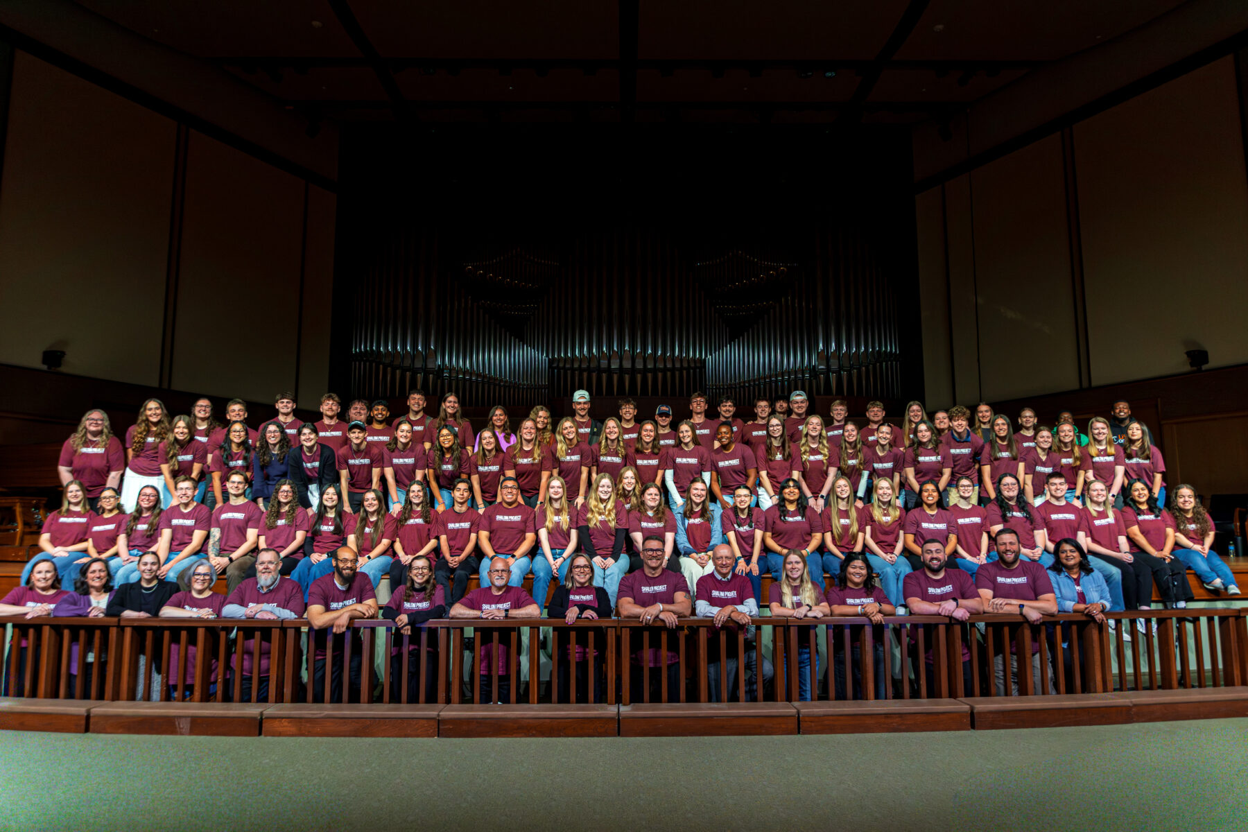 A picture of the Shalom groups.